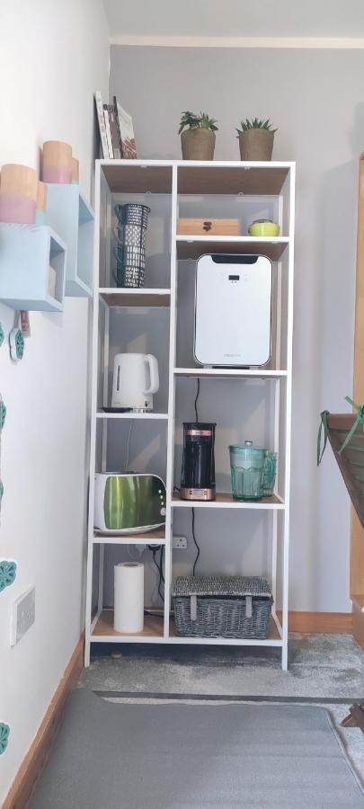 Joanna'S Studio , Key Locker By Whatsapp Own Entrance, Own Bathroom Youghal Exteriör bild