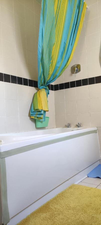 Joanna'S Studio , Key Locker By Whatsapp Own Entrance, Own Bathroom Youghal Exteriör bild