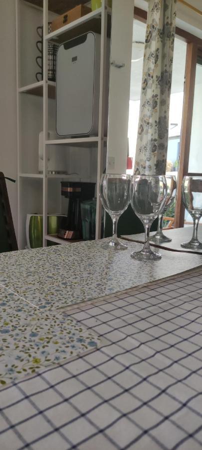Joanna'S Studio , Key Locker By Whatsapp Own Entrance, Own Bathroom Youghal Exteriör bild